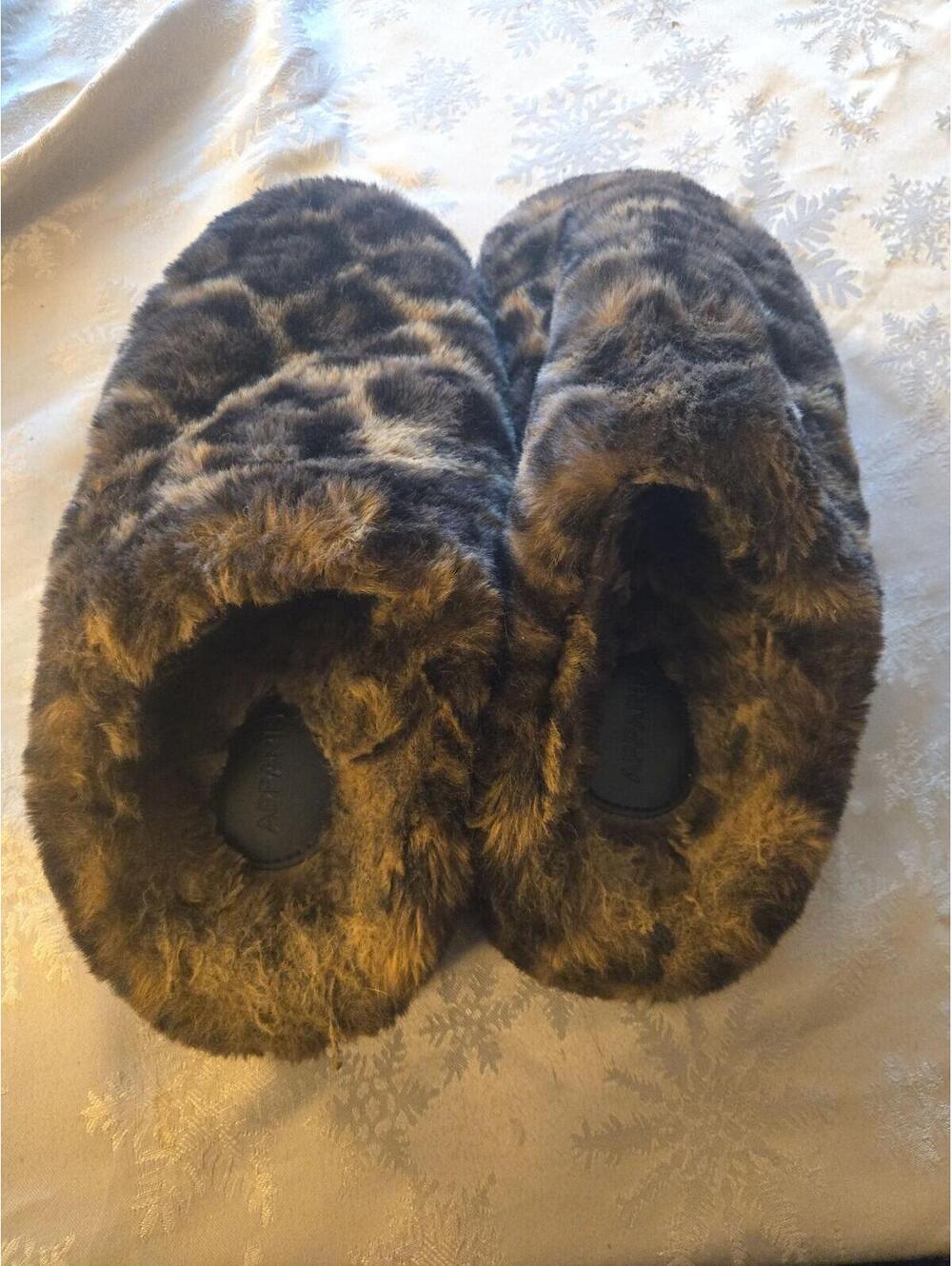 Apparis Leopard Print Faux Fur Slippers EU 40 - Picture 3 of 5